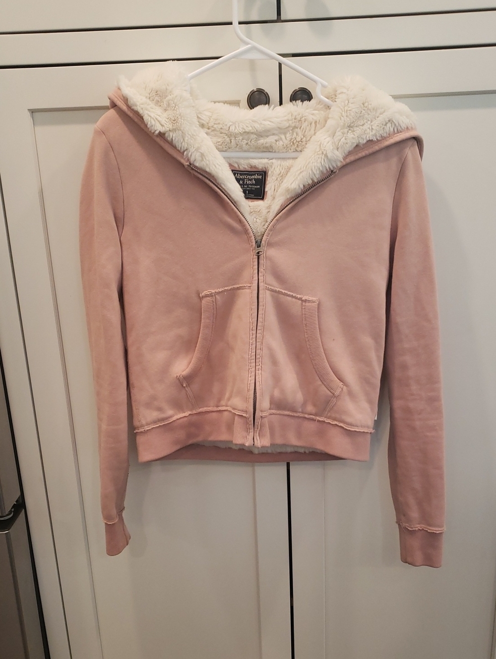 Abercrombie & Fitch Blush Pink Hooded Zip Jacket with Cream Faux-Fur Lining